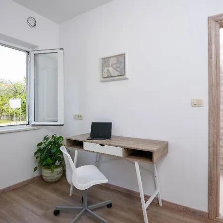 Ferienwohnung Fuer 4 Personen Ca 80 Qm In Orebic, Dalmatien Sueddalmatien * Orebić
